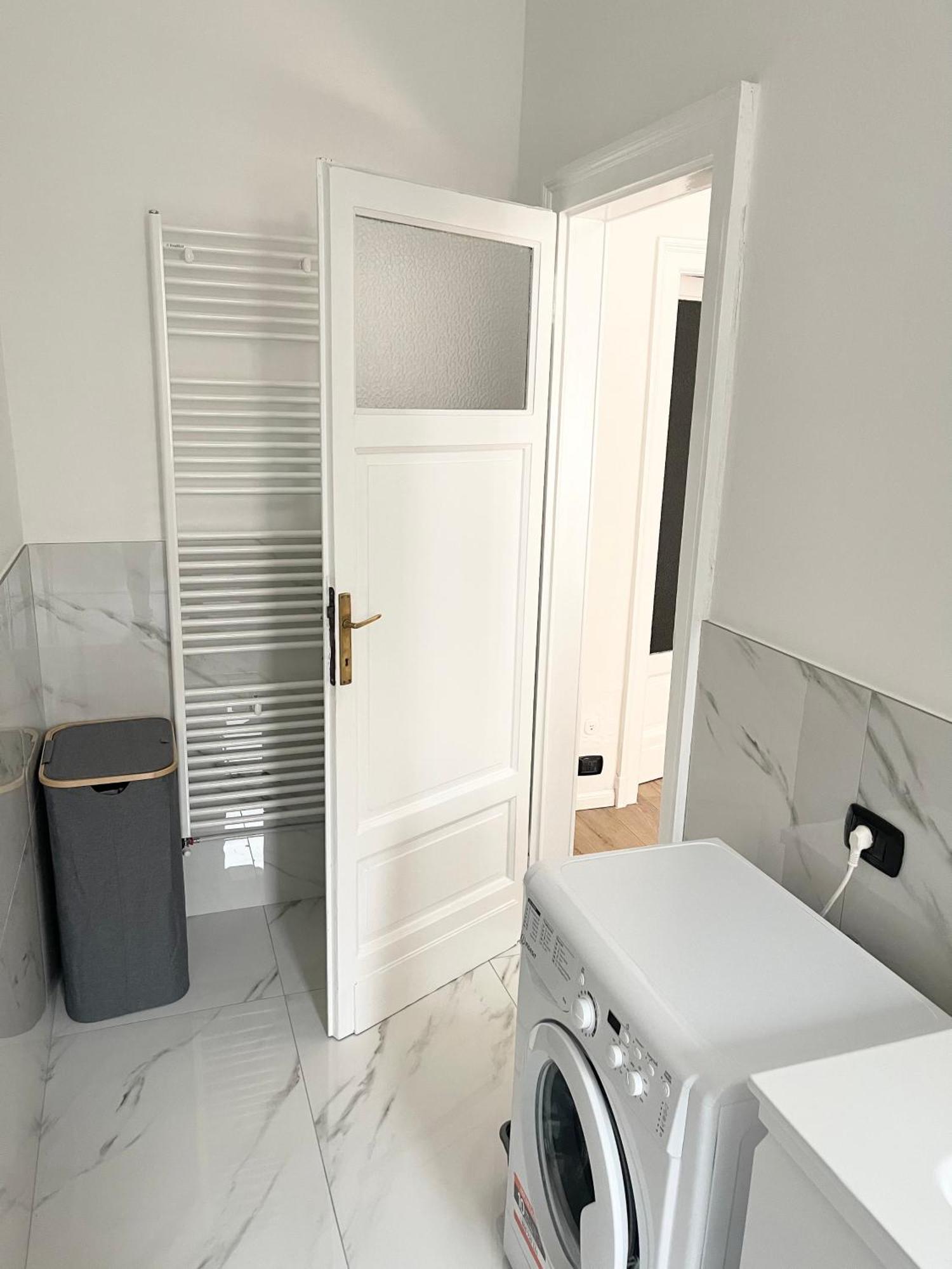 Apartamento Ampio Bilocale Zona Navigli Milán Exterior foto
