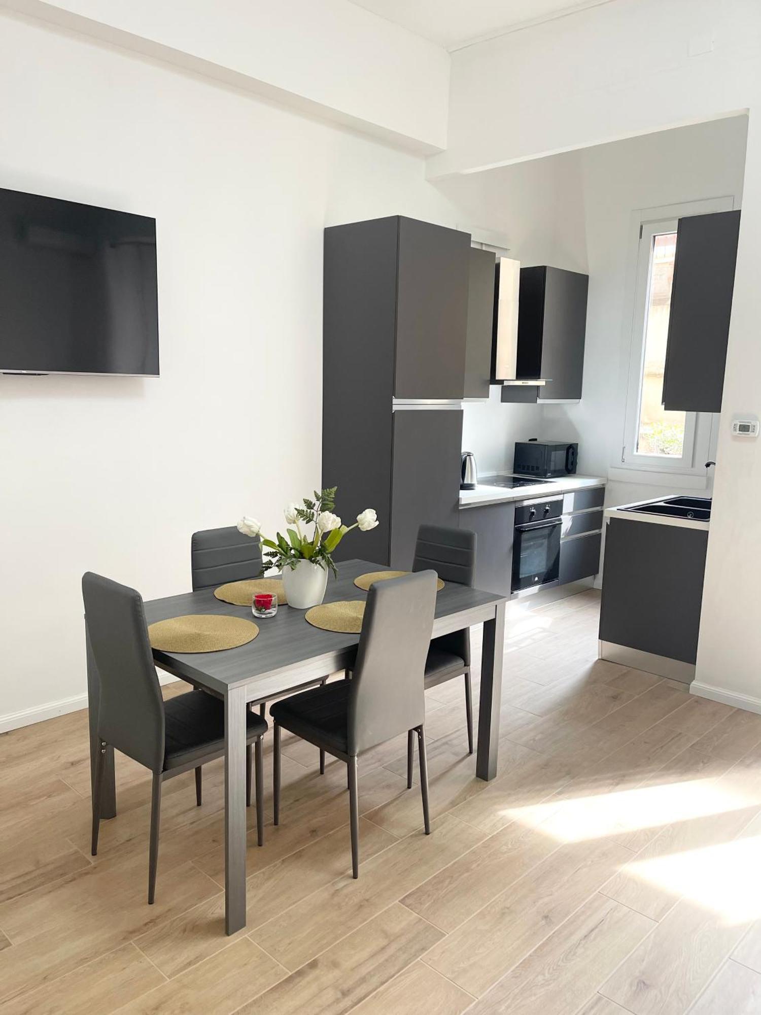 Apartamento Ampio Bilocale Zona Navigli Milán Exterior foto
